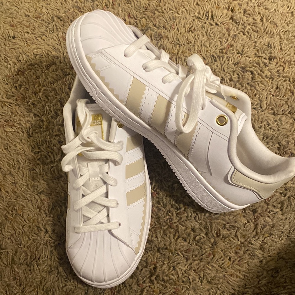 BRAND NEW ADIDAS SUPERSTAR OT TECH SHOES - Picture 2 of 3